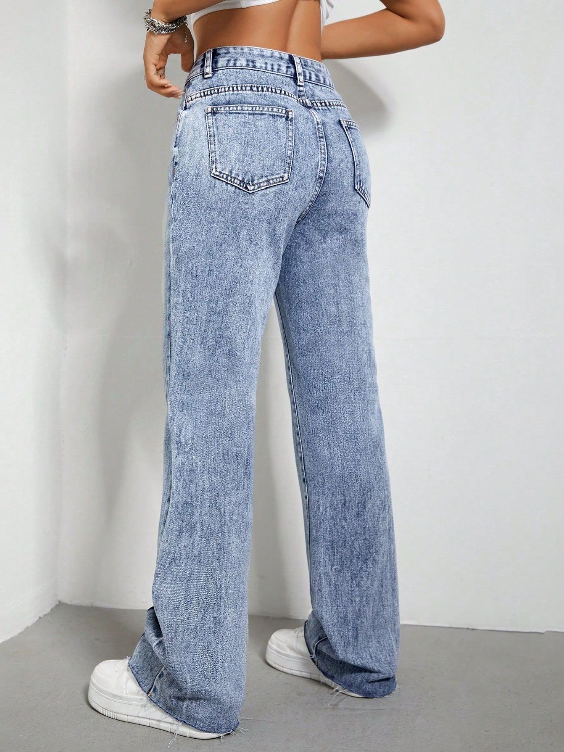 Contrast Bootcut Jeans with Pockets